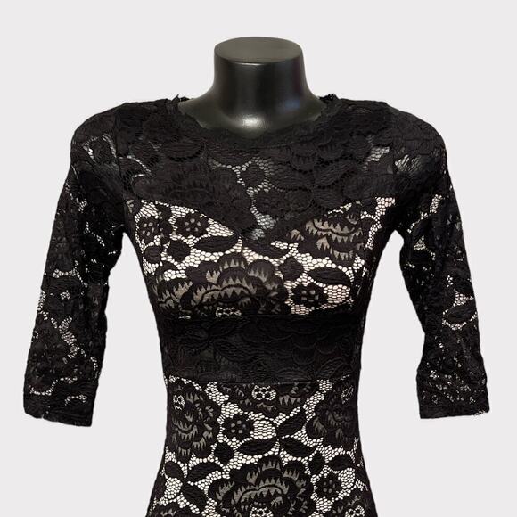 VINTAGE 90s Lace Mini Bodycon Dress sz Small XS Black Witchy Gothic 1/2 Sleeve - Picture 2 of 9